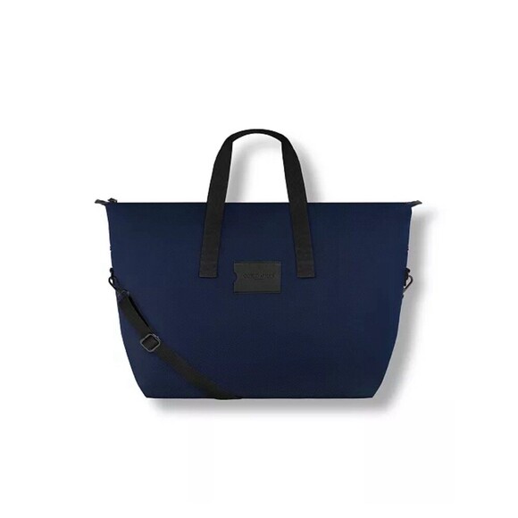 Armani duffle bag - Picture 1 of 3